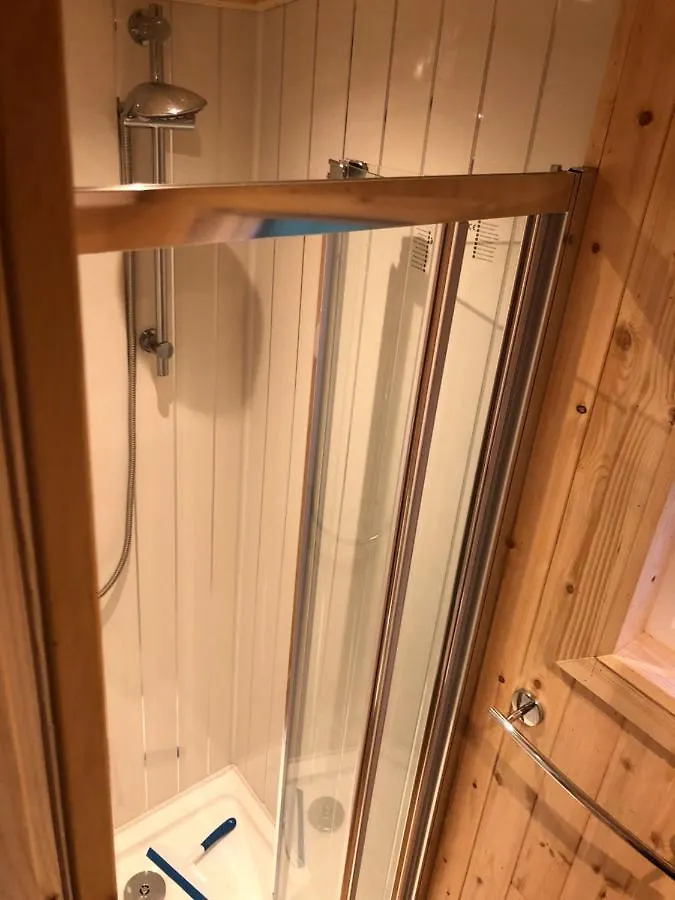 Clydesdale Shepherds Hut Hotel Belfast 0*,  United Kingdom