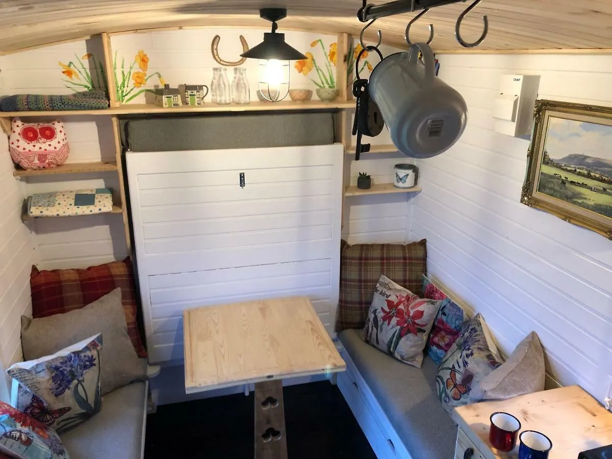 Clydesdale Shepherds Hut Hotell Belfast Storbritannien